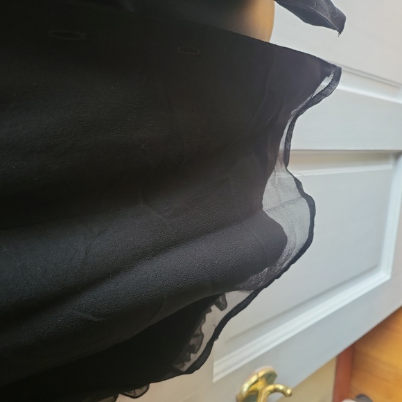 Coldwater Creek Silk Blouse. - Picture 4 of 8